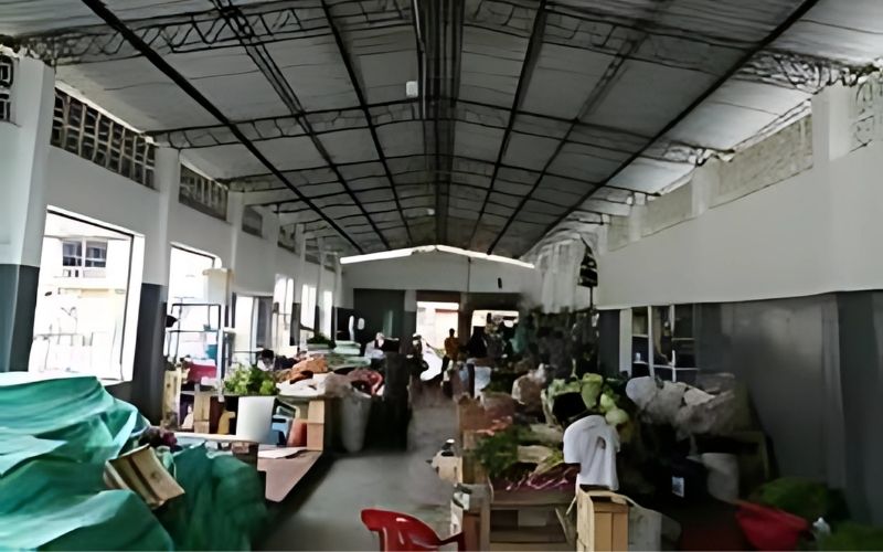 MERCADO LAS NAVES